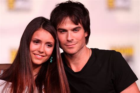 Vampire Diaries Staffel 5 Damon und Elena kommen sich näher Spoiler