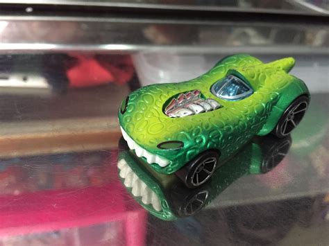 MIS COCHES DE ESCALA DE REX RIDER HOT WHEELS