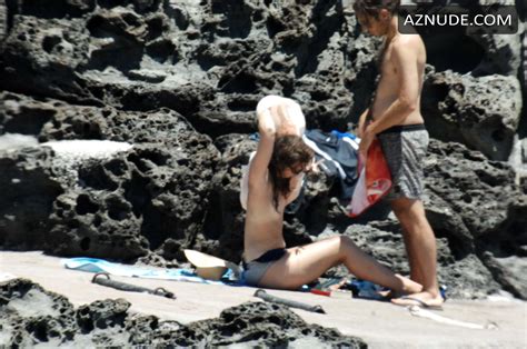Keira Knightley Nude With James Righton On Holiday In Pantelleria Italy Aznude