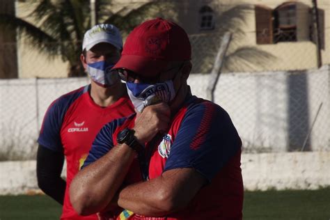 Pedro Manta espera Afogados atento e fala sobre equilíbrio da semifinal