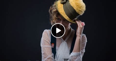 Les Chroniques De Sarah Danse Black Lights Mathilde Monnier