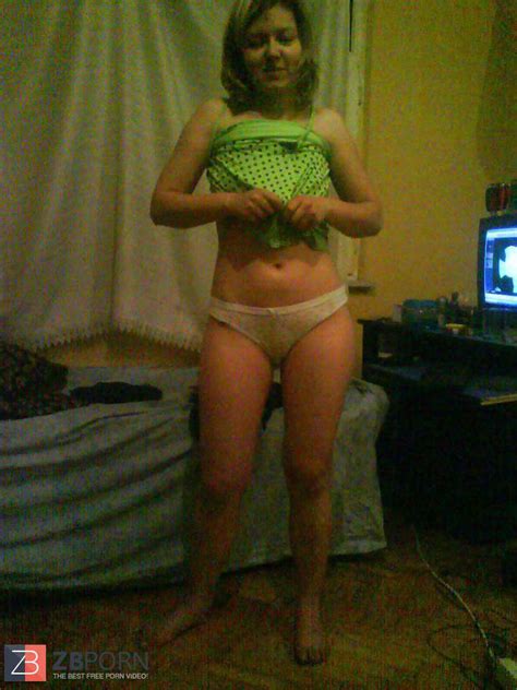 More Turkish Mini Microskirt Dame Mini Etekli Yavrular ZB Porn