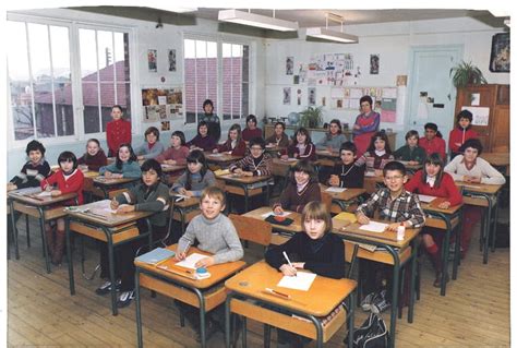 Photo De Classe Cm De Ecole Chevreul Gay Copains D Avant