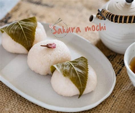 Sakura mochi is made from domyoujiko (rice flour) which is filled with ...