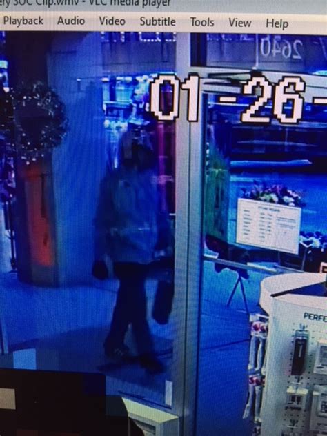 Kelowna Rcmp Searching For Suspect After Armed Robbery Globalnewsca