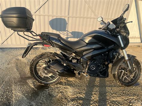 Купить б у Bajaj Dominar инжектор 6 передач в Москве чёрный naked bike 2022 года на Авто ру ID