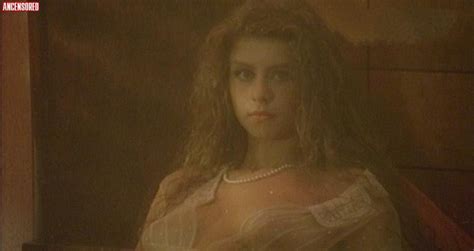 Naked Amanda Sandrelli In L Attenzione