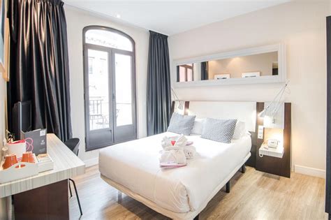 10 Best Gay Friendly And Gay Hotels In Madrid The Globetrotter Guys