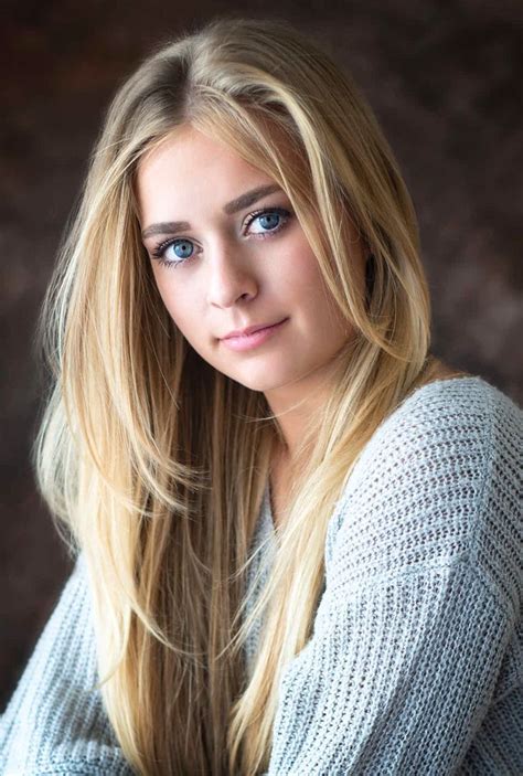 Pin von PURPLE PINVERSE auf BLONDE Hübsche blondine Blondinen Blond