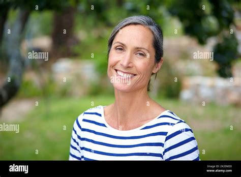 775 Hot Full Figured Women Stock Photos High Res Pictures 47 OFF