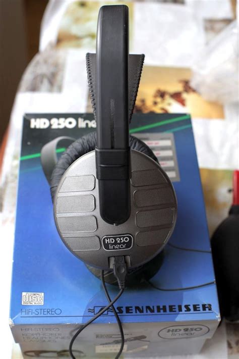 Sennheiser HD 250 Linear 1 600 ohms, Audio, Headphones & Headsets on ...