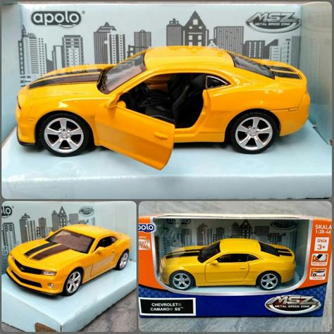 Diecast Chevrolet Camaro Kuning, Toys & Collectibles, Mainan di Carousell