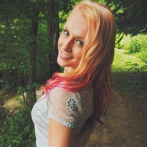 Id Go Hiking With Her Sniz Porn