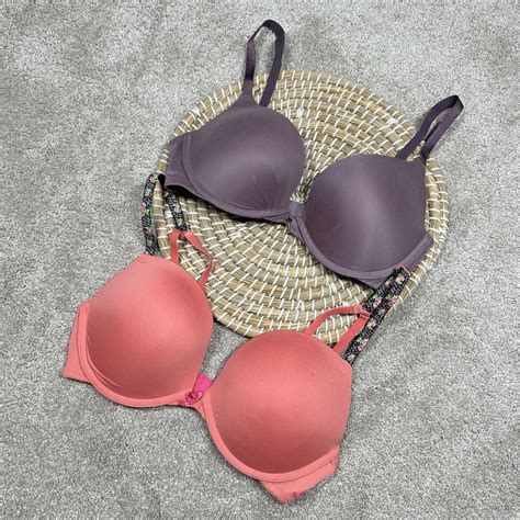 Bundle Victoria Secrets Plunge Soutien Bra Betsey Johnson Push