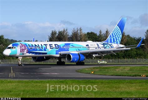 N14102 | Boeing 757-224 | United Airlines | Ian McGregor | JetPhotos