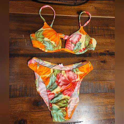 Venus Swim Venus Tropical Floral Twopiece Bikini Swimsuit Set Poshmark
