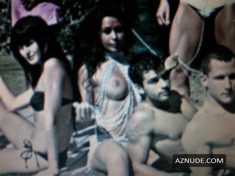 Shanna Kress Nude And Slutty Photos And Videos AZNude