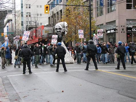 Battle In Seattle Domestic Trailer And Photos Filmofilia