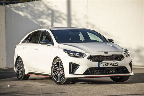 Photo KIA PROCEED GT 1 6 T GDi 204 Ch Break 2018 Motorlegend