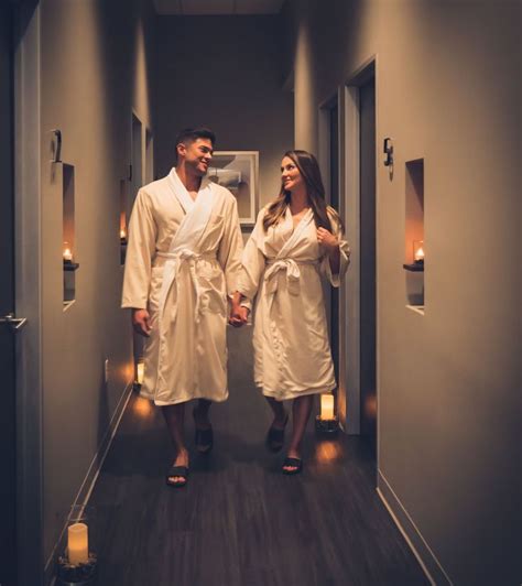 Pin By Alessandro Rabboni On Qc In Couples Spa Day Couples Spa