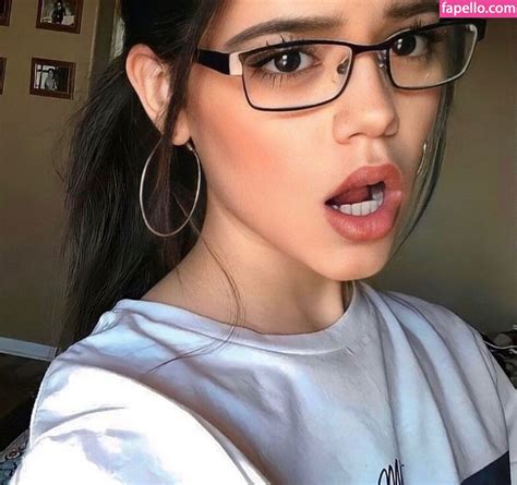 Jenna Ortega Page Jenna Sinatra Nude Leaked Onlyfans Photo