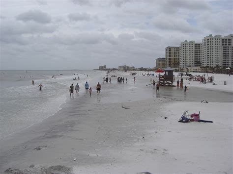 File:Beach of Clearwater, Florida, USA2.jpg - Wikimedia Commons