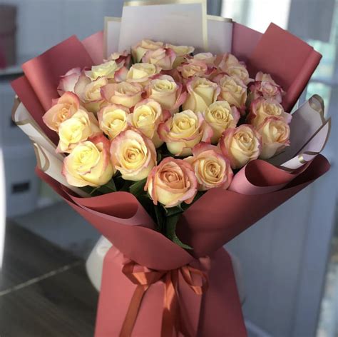 Букет из 35 Роз Кабарет c доставкой в ☑ {region_name_prepositional}