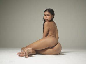 AMATEUR GIRL Allie Asia Slender Sensual Seductive