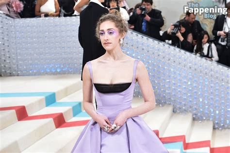 Micaela Diamond Flashes Her Nude Tits At The 2023 Costume Institute