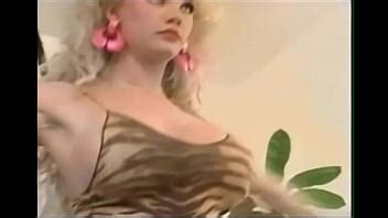 Entrenamiento Tetona XVIDEOS