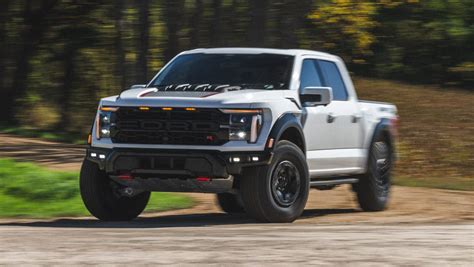 ford  raptor ford unveils    raptor  pickup