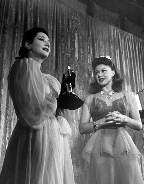 Oscars Fashion—Vintage Hollywood Looks at the Academy Awards | Time