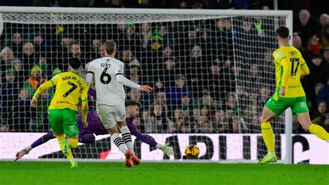 Norwich City Plymouth Argyle Borja Sainz Scores Hat Trick As Wayne