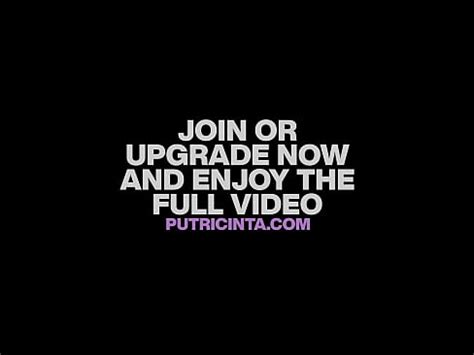 Putri Cinta Bending Over Revealing Her Tight Ass Hole XVIDEOS