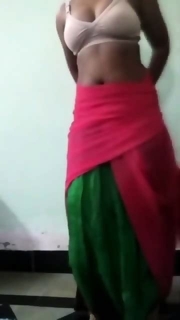 Desi Saree Girl Hot