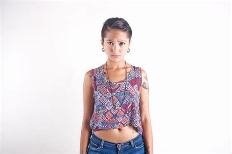 Hot Sexy Poppy Sovia Bikini Pics