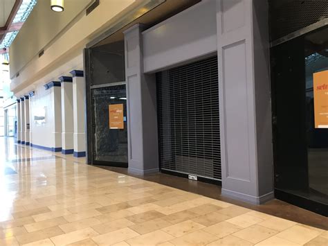 Whats Left Of West Oaks Mall Houston Historic Retail