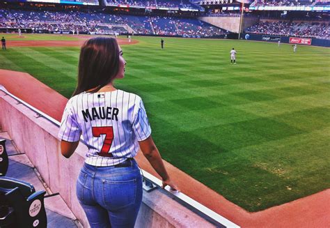 Albanian Babe Porn Pic