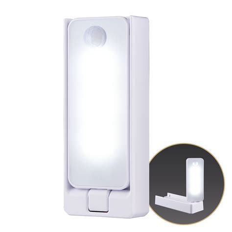 Ge Battery Operated Motion Sensing Task Light Lumens Degree