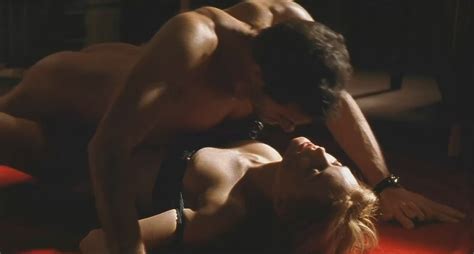 Naked Heather Graham In Killing Me Softly
