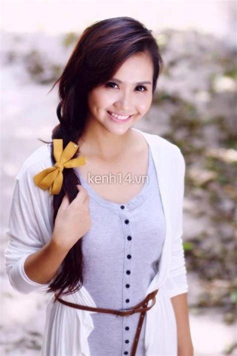 Lộ ảnh cưới long lanh của hot girl Huyền Lizzie và bạn trai