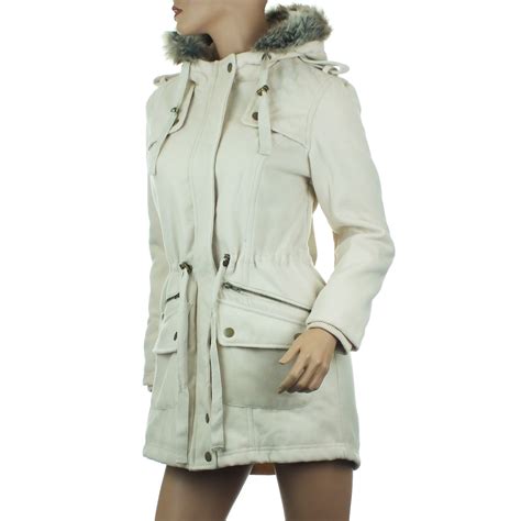 These Cream Parka Coat Will Protect You From Extreme Winter Days | Fit Coat