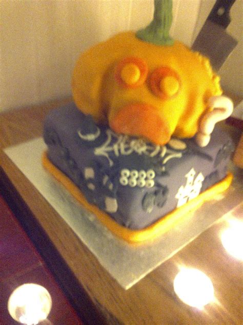 Murder Mystery Halloween Cake