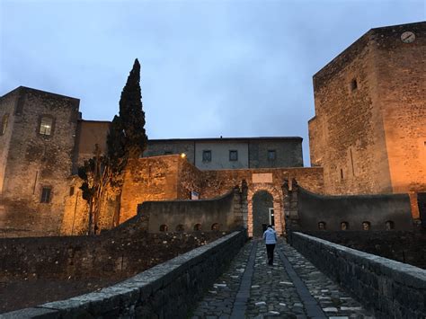 Pensieri Raccolti: Un Viaggio Nelle Terre Di Dentro 3