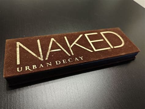 Urban Decay NAKED Eyeshadow Palette Classic tones Gebraucht in Zürich für CHF 20 mit