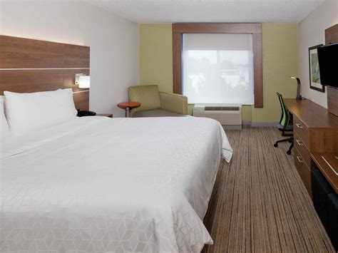 Affordable Hotel In Dothan Alabama Holiday Inn Express And Suites