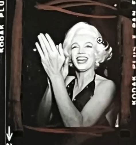 Fotini On Twitter So Hawt Right America S Sex Kitten