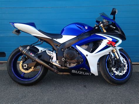 Suzuki Gsx R K White Blue Stunning Bike With Low Mileage