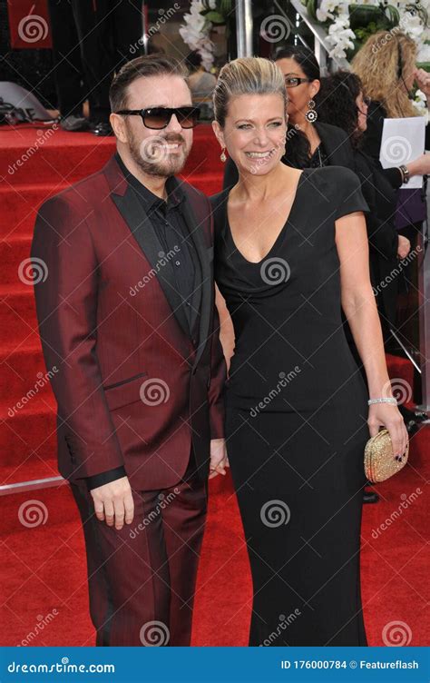 Ricky Gervais & wife editorial stock image. Image of wife - 176000784