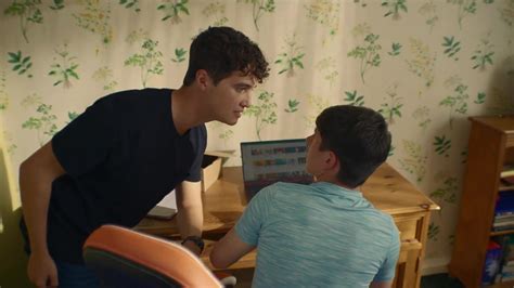 Auscaps Dylan Thomas Smith Nude In G Wed Posh Muppet